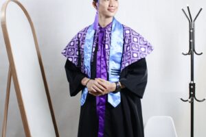 jual baju toga wisuda kampus