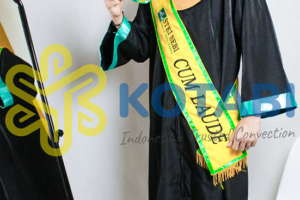 jual toga wisuda murah