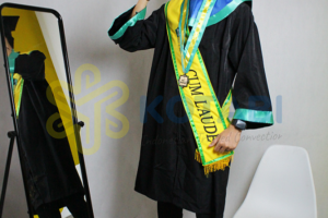 konveksi toga wisuda mamuju