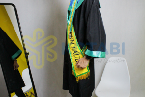 konveksi toga wisuda manokwari