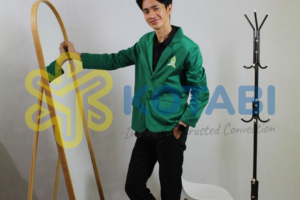 tempat custom jas almamater kendal