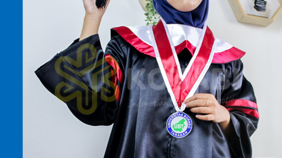 Bikin toga wisuda lengkap murah