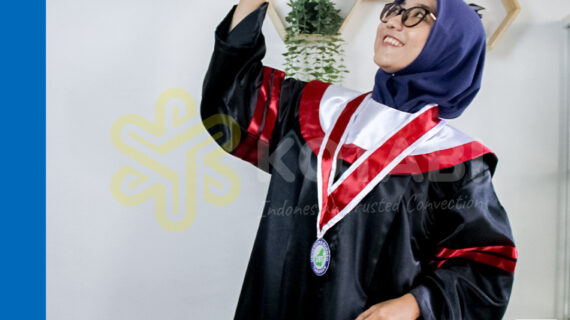 Vendor Toga Wisuda Lengkap