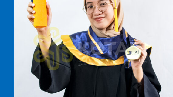 Vendor Toga Wisuda Lengkap Trenggalek