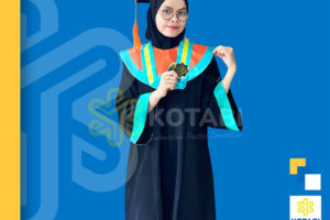 Konveksi Buat Toga Wisuda Kombinasi Warna