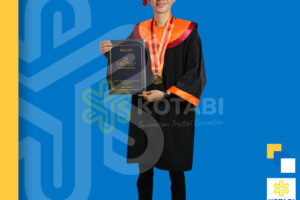 konveksi toga wisuda partai besar malang